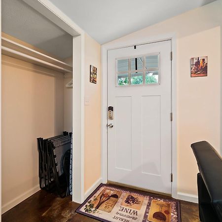 Chardonnay Cottage - Gotl Strip - Cozy & Quaint Geneva Exterior photo